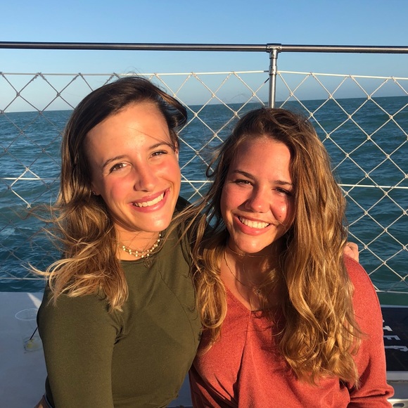 Meet your Posher, Isabelle - Picture 1 of 1